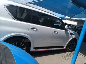 Nissan Patrol 2015 White