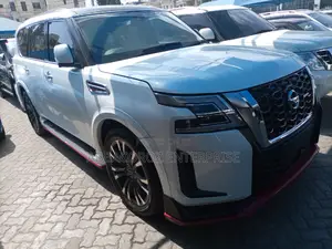 Nissan Patrol 2015 White