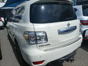 Nissan Patrol 2016 White