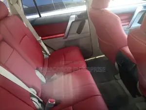 Toyota Land Cruiser Prado 2018 Red