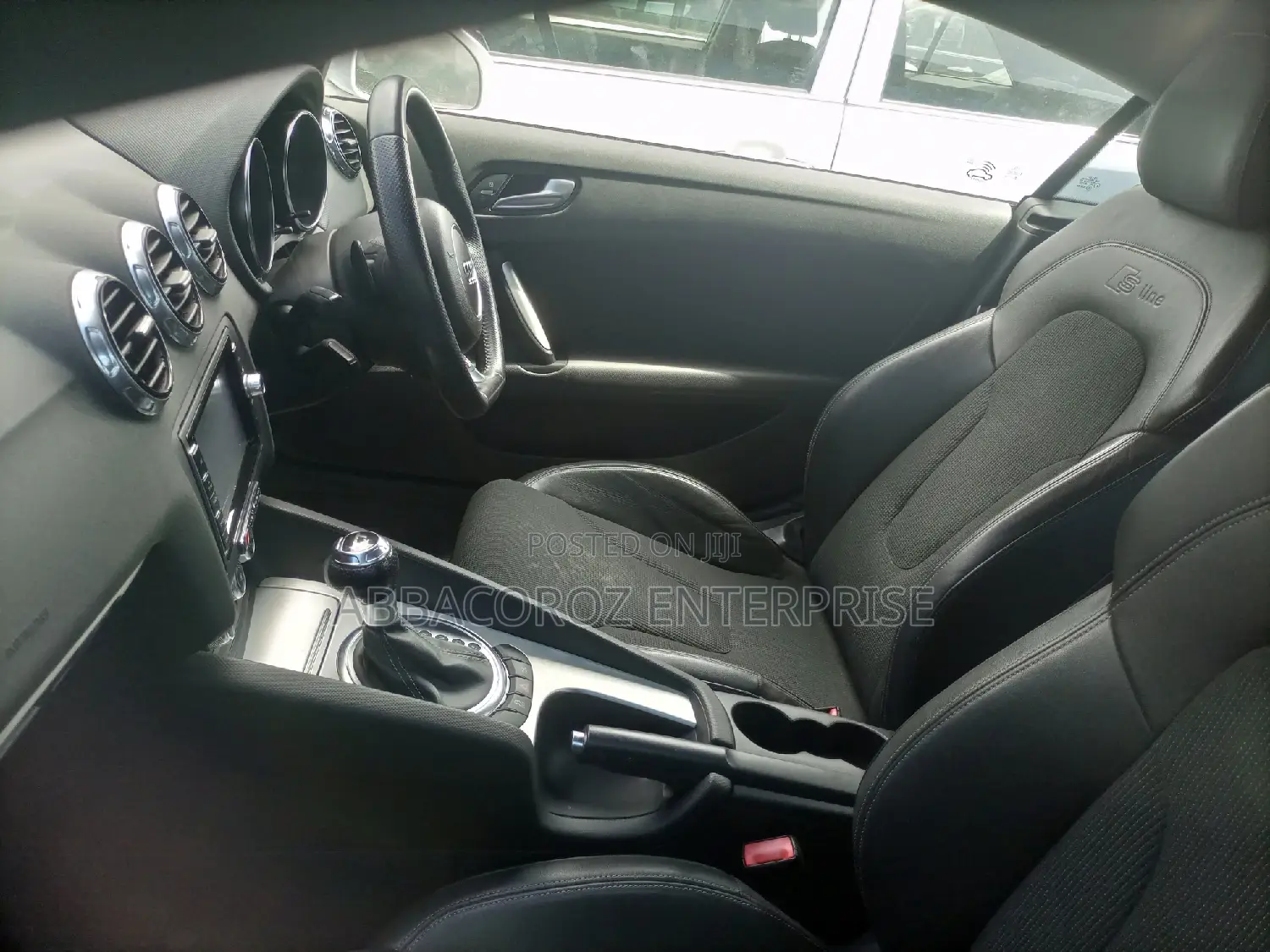 Audi TT 2015 White