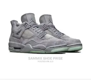 Jordan 4 KAWS