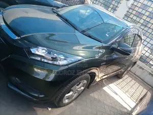 Honda Vezel 1.5 Hybrid 2WD 2015 Green