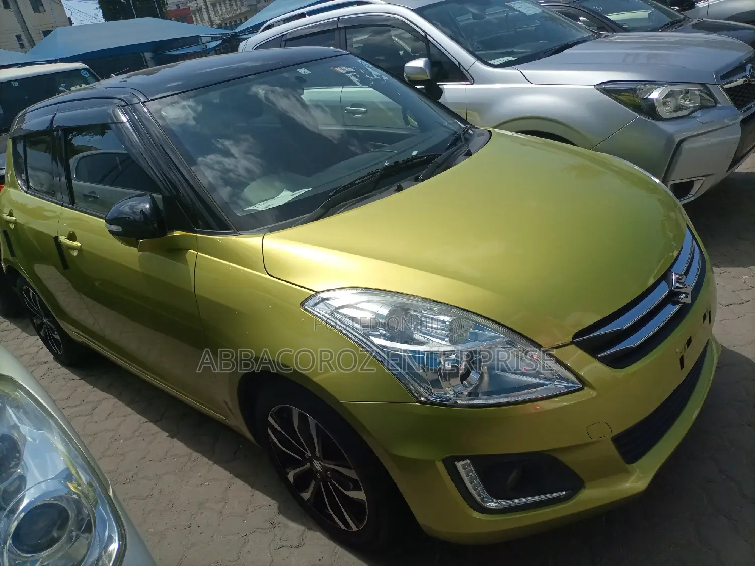 Suzuki Swift 2015 Green