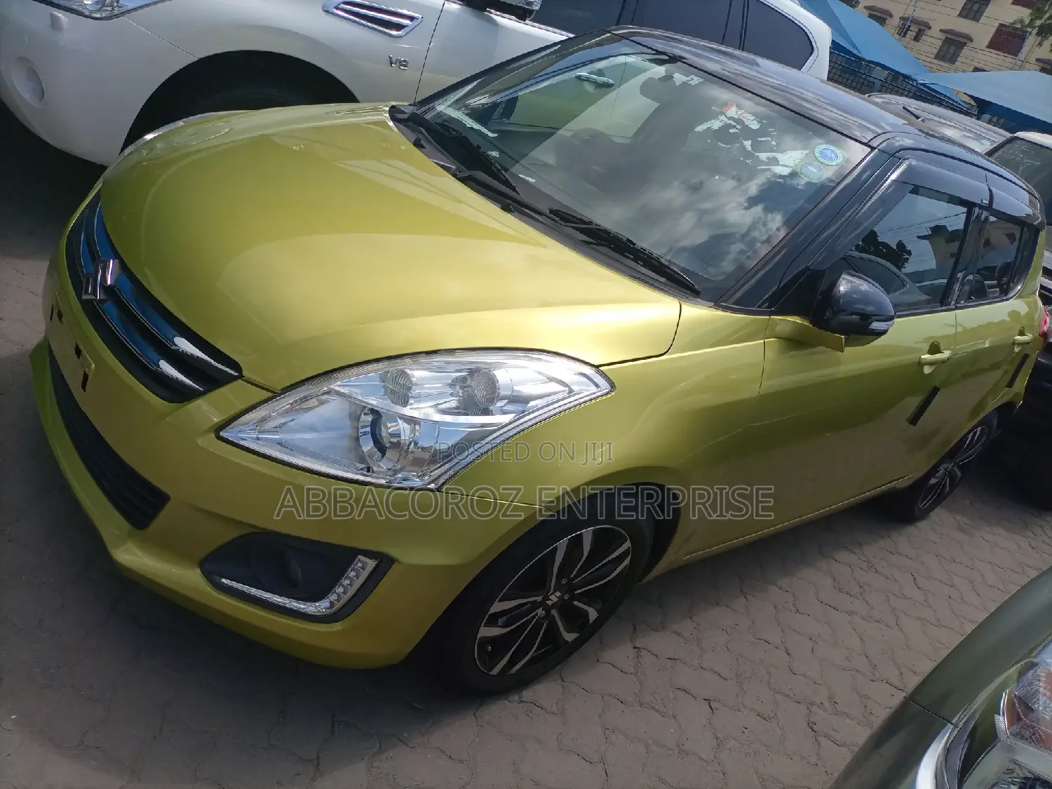 Suzuki Swift 2015 Green