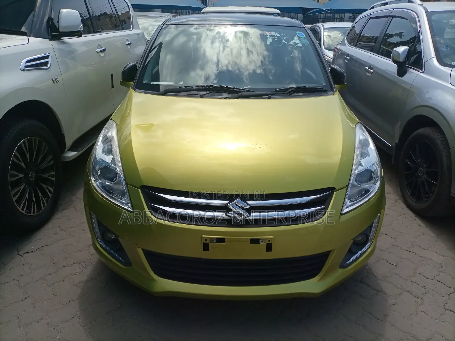 Suzuki Swift 2015 Green