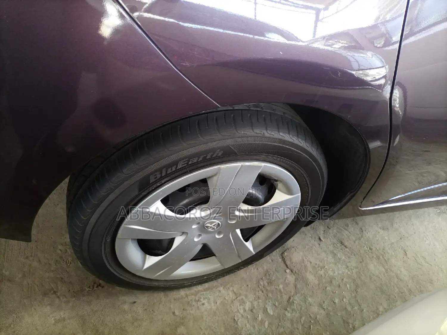 Toyota Ractis 2014 Brown