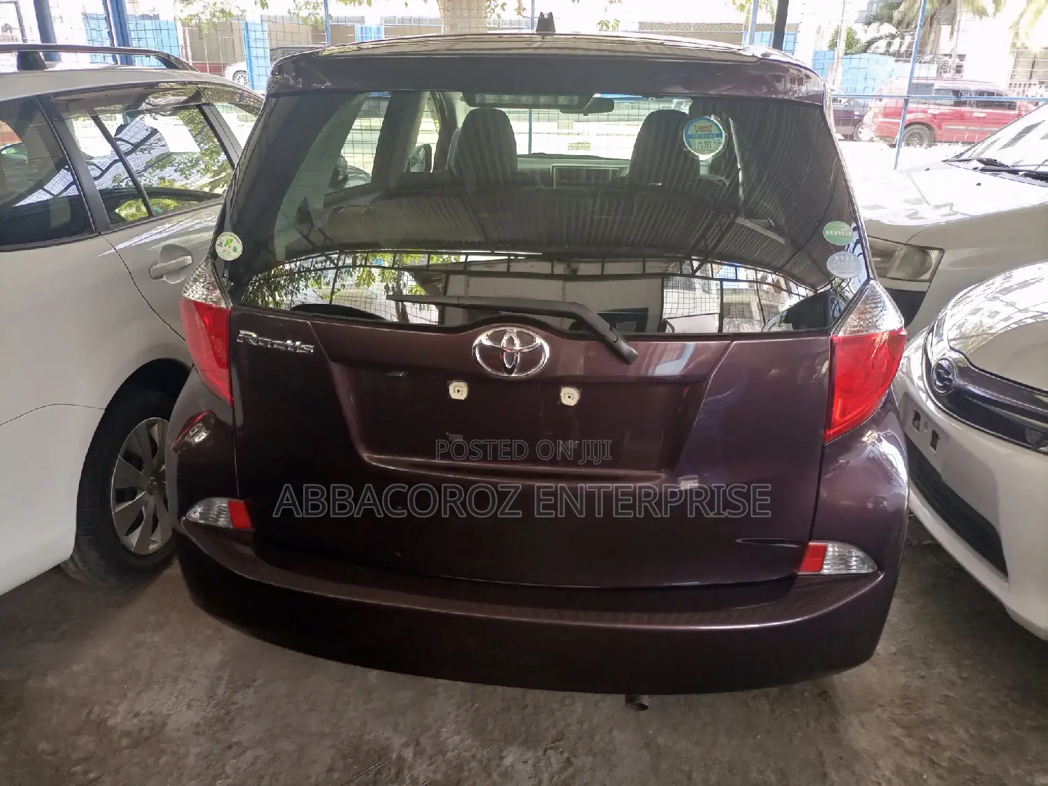 Toyota Ractis 2014 Brown