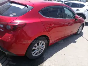 Mazda Axela 2015 Red