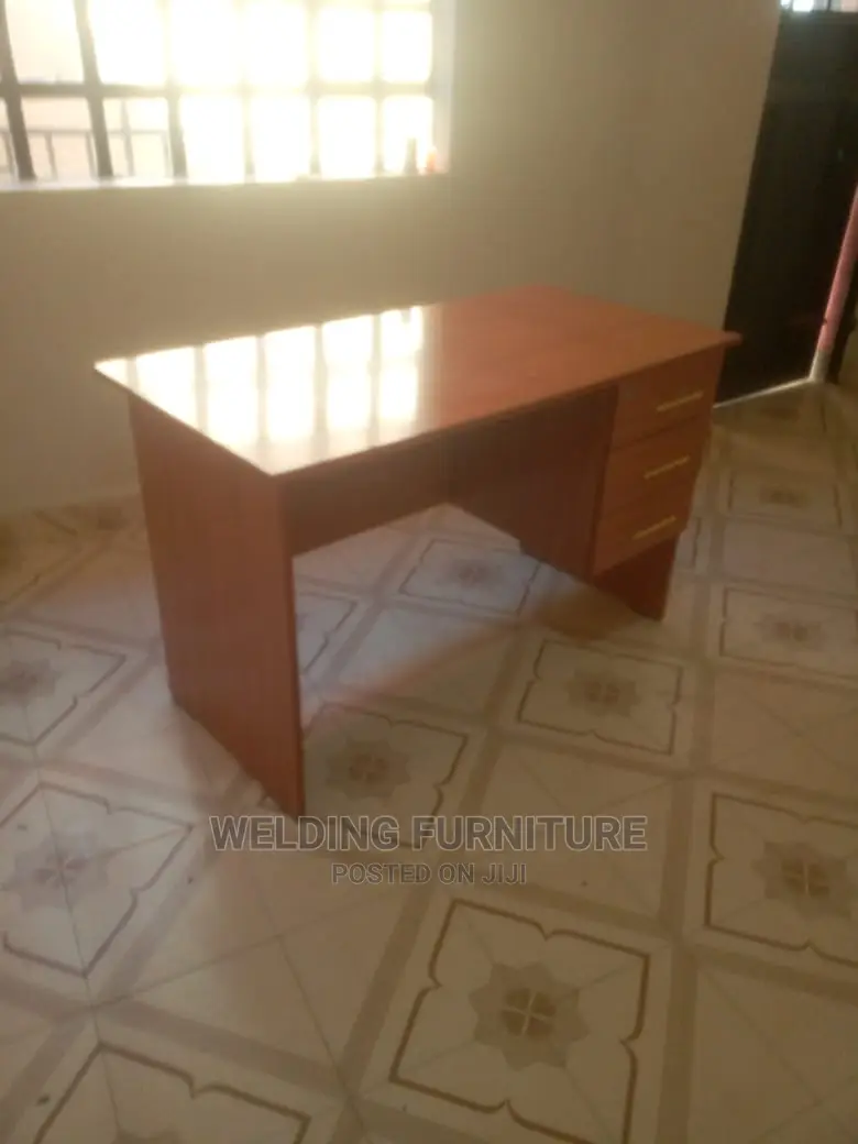 Office Desk
