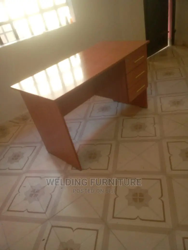 Office Desk