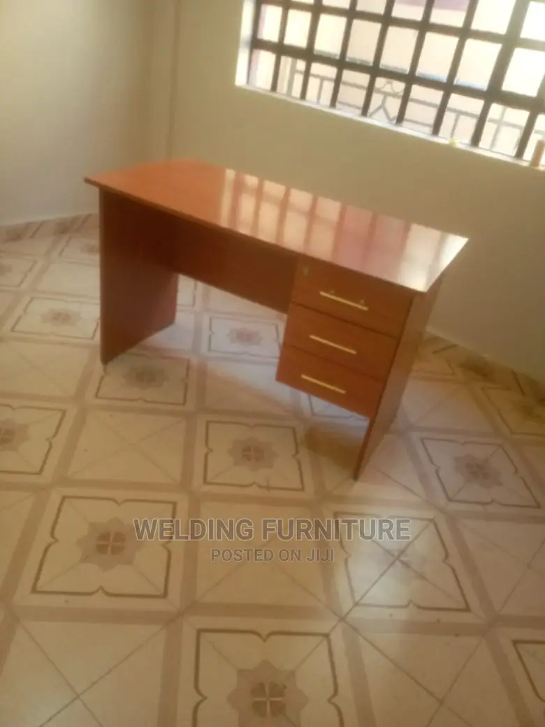 Office Desk
