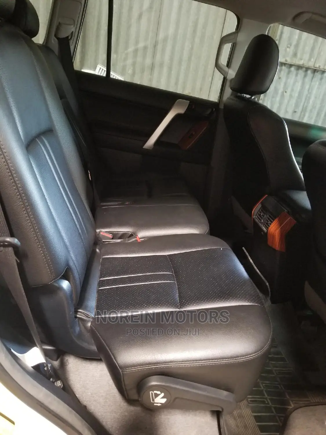 Toyota Land Cruiser Prado 2014 White