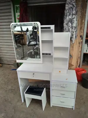 Dressing Table White With a Sliding Mirror
