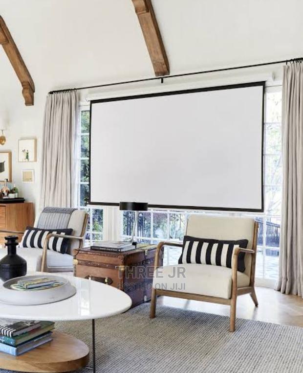 Quality Whitematt Projector Screen - main view