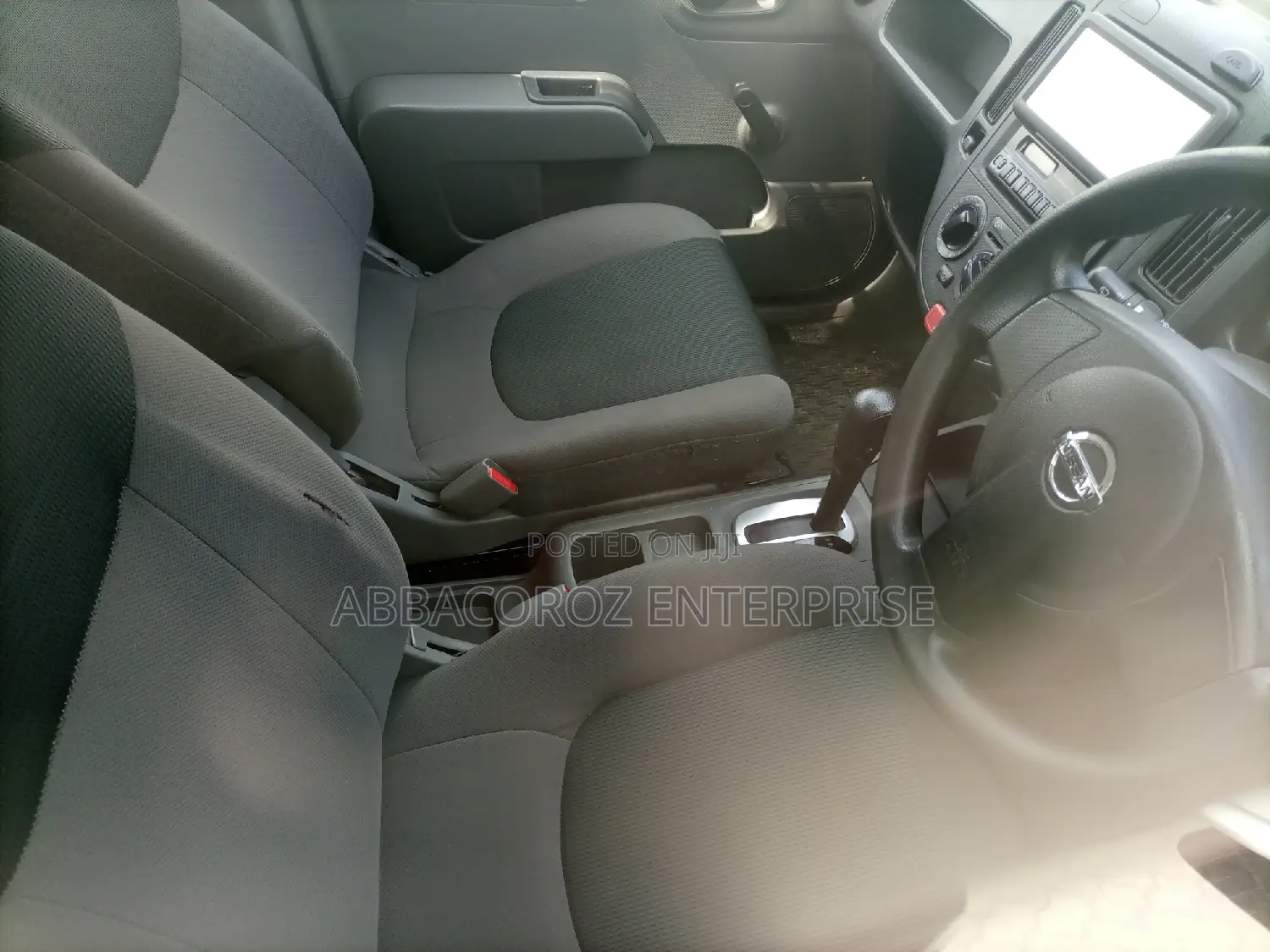 Nissan Advan 2015 White