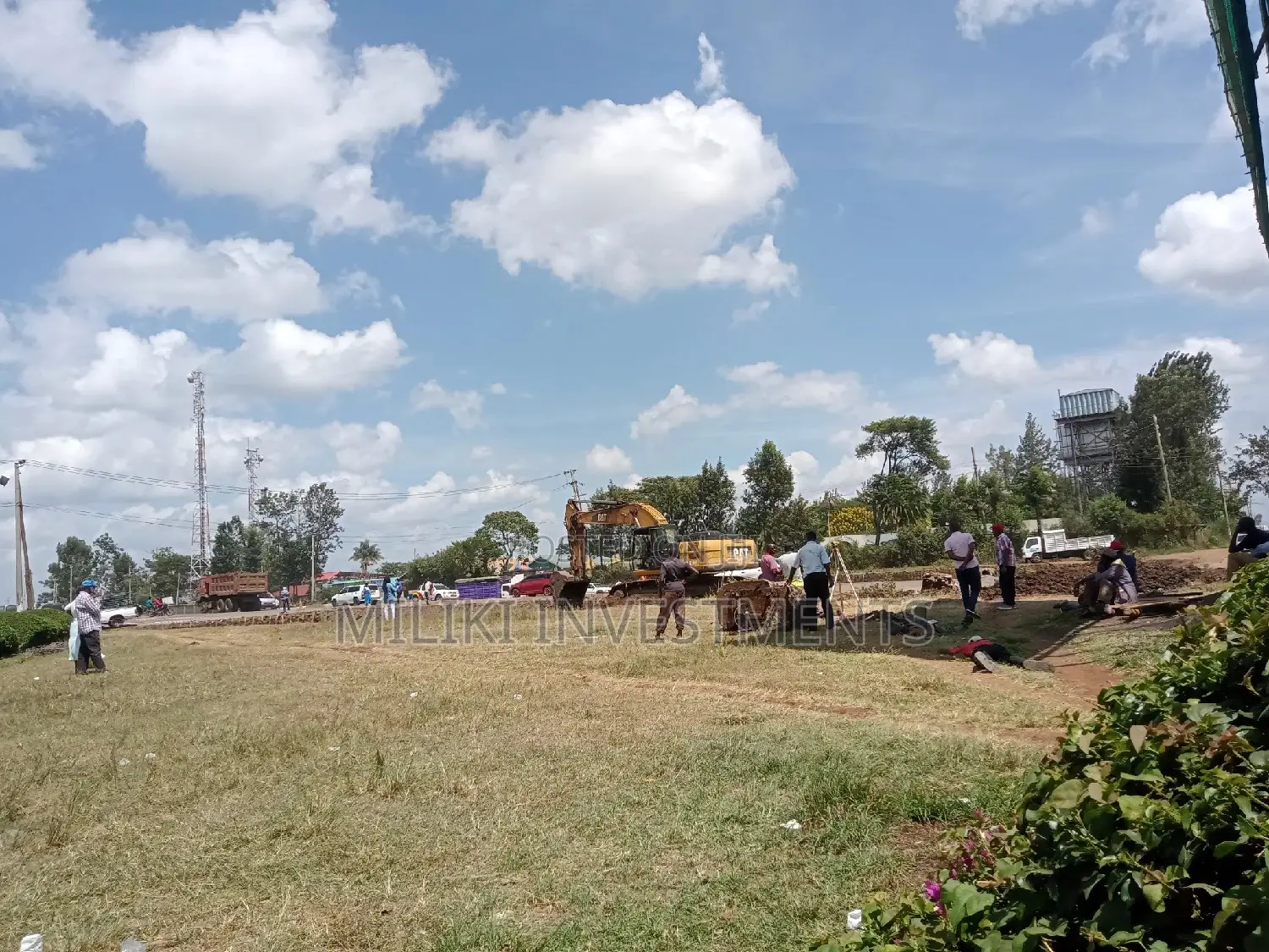 Half an Acre on Sale at Kenol Town.