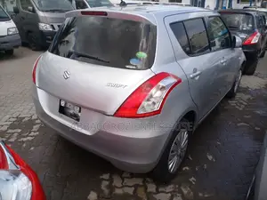 Suzuki Swift 2014 Silver