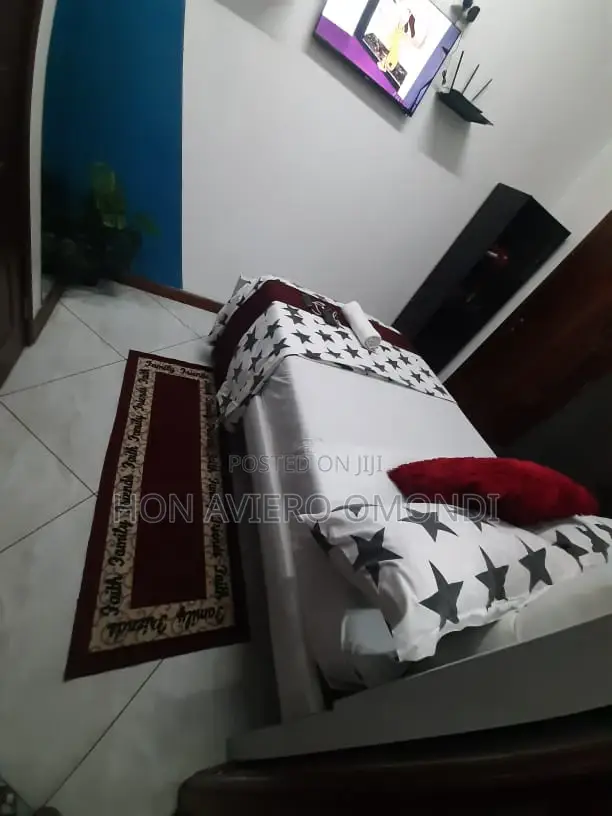 Studio Without Kitchen Nyali With Pool Wifi