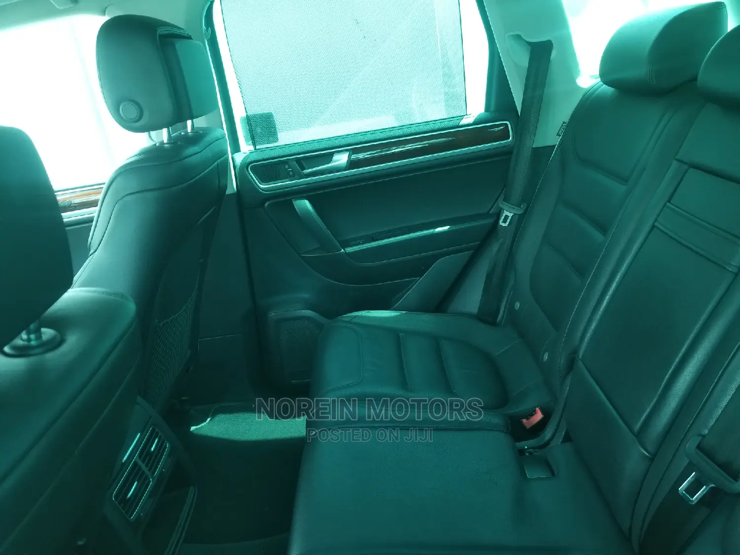 Volkswagen Touareg 2014 Brown