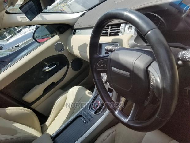 Land Rover Range Rover Evoque 2015 Red - thumbnail 2