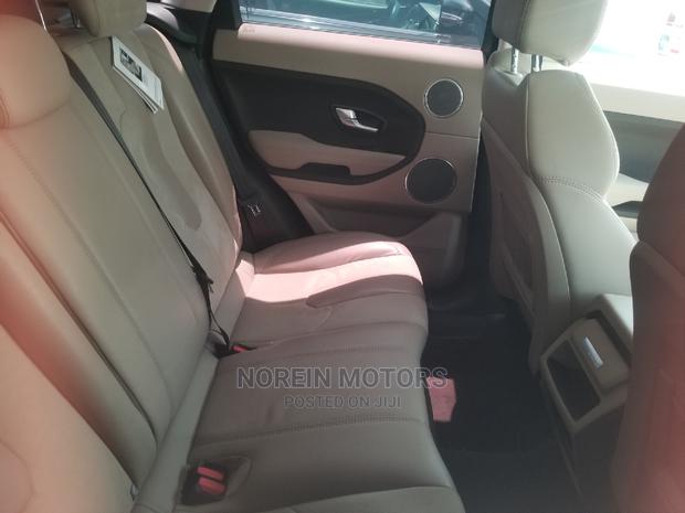 Land Rover Range Rover Evoque 2015 Red - thumbnail 11