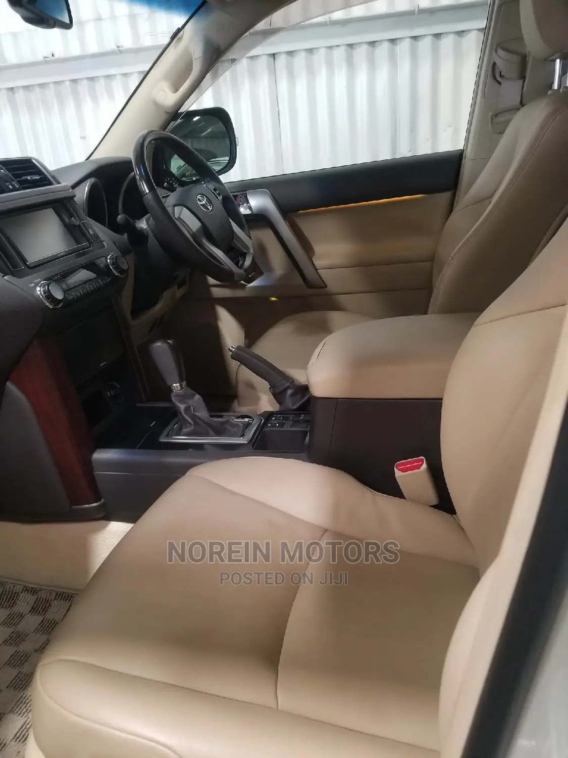 Toyota Land Cruiser Prado 2014 White