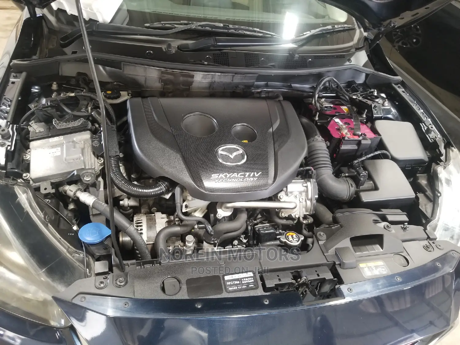 Mazda Demio 2014 Orange