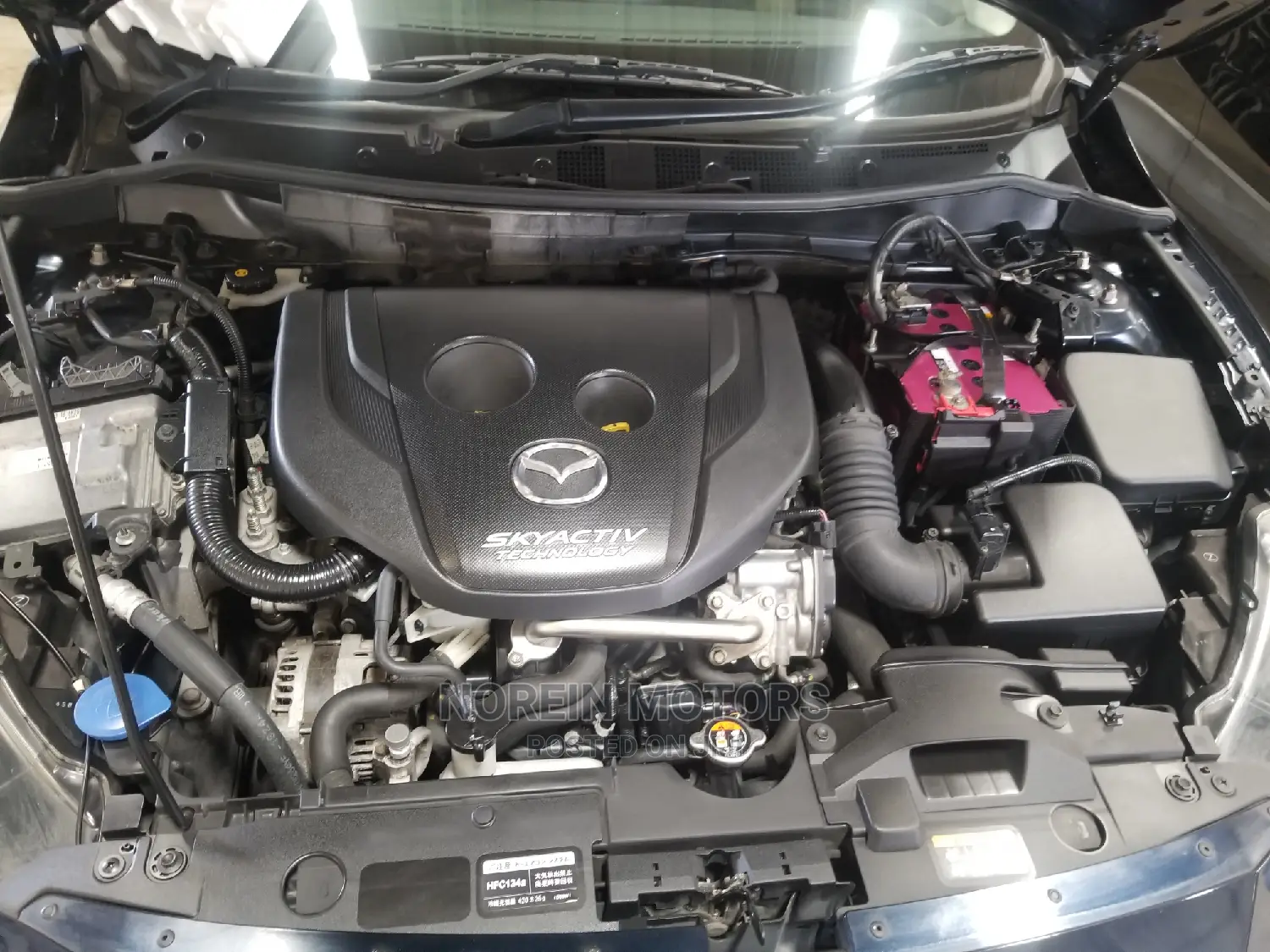 Mazda Demio 2014 Orange