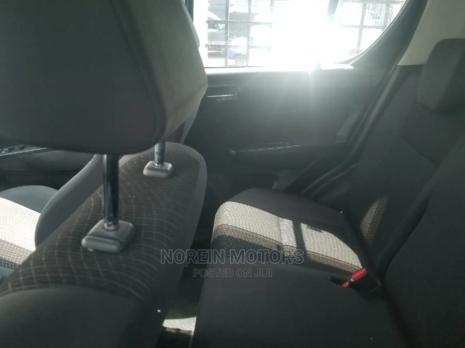 Suzuki Swift 2014 Red