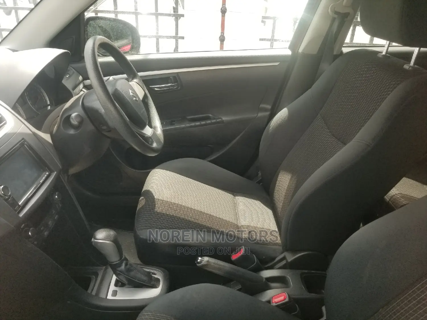 Suzuki Swift 2014 Red