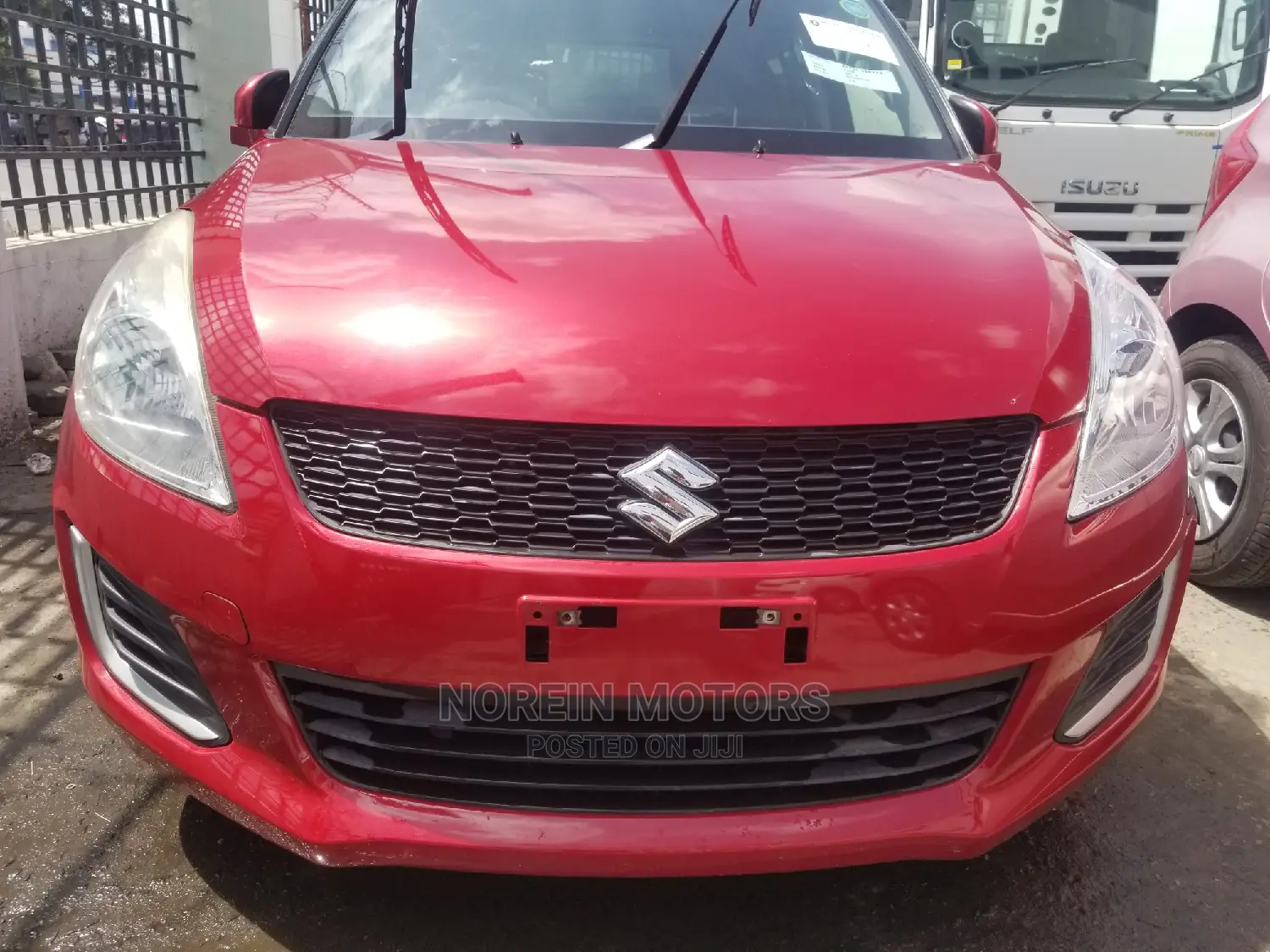 Suzuki Swift 2014 Red