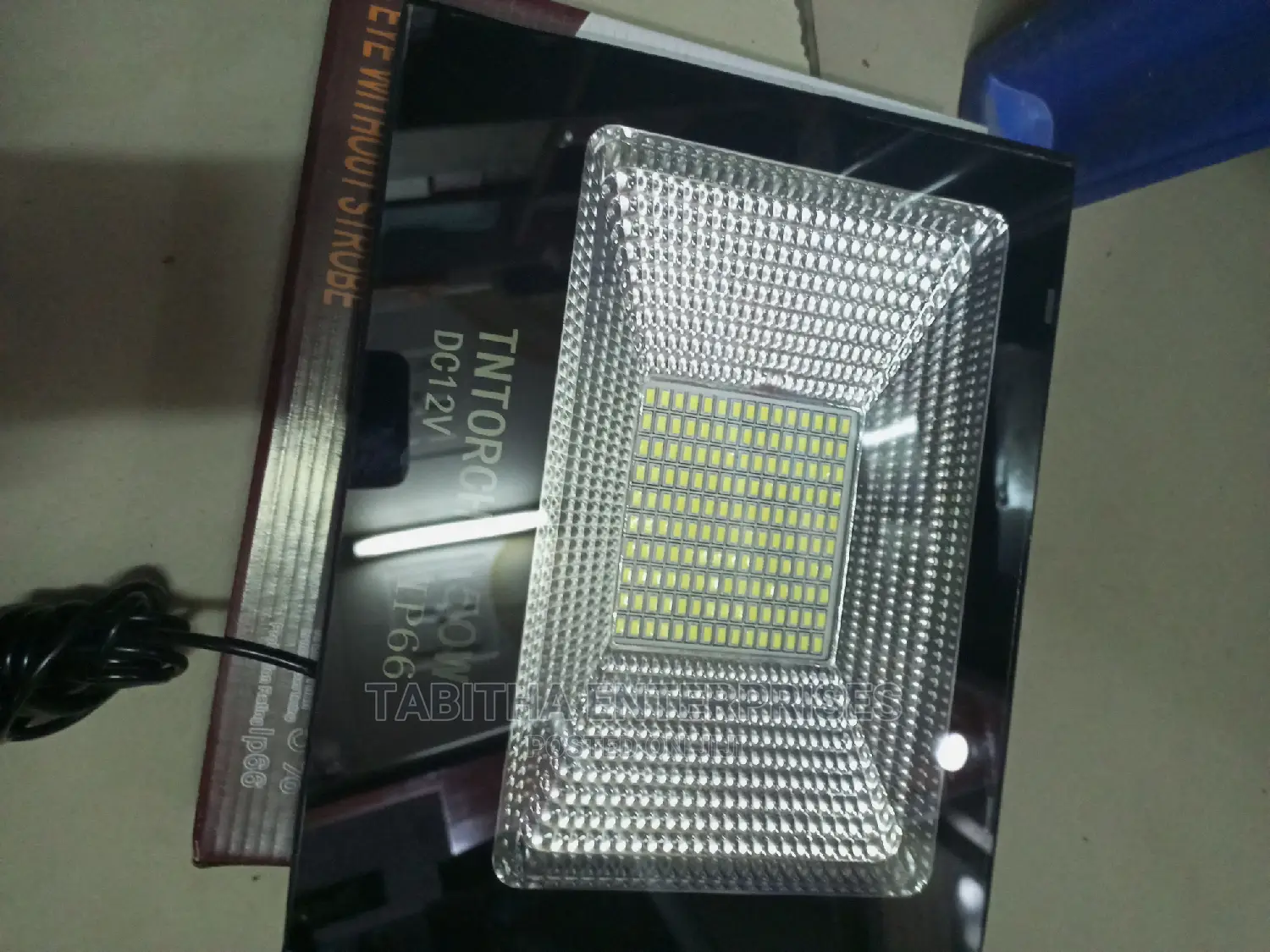 Qualified Solar Light