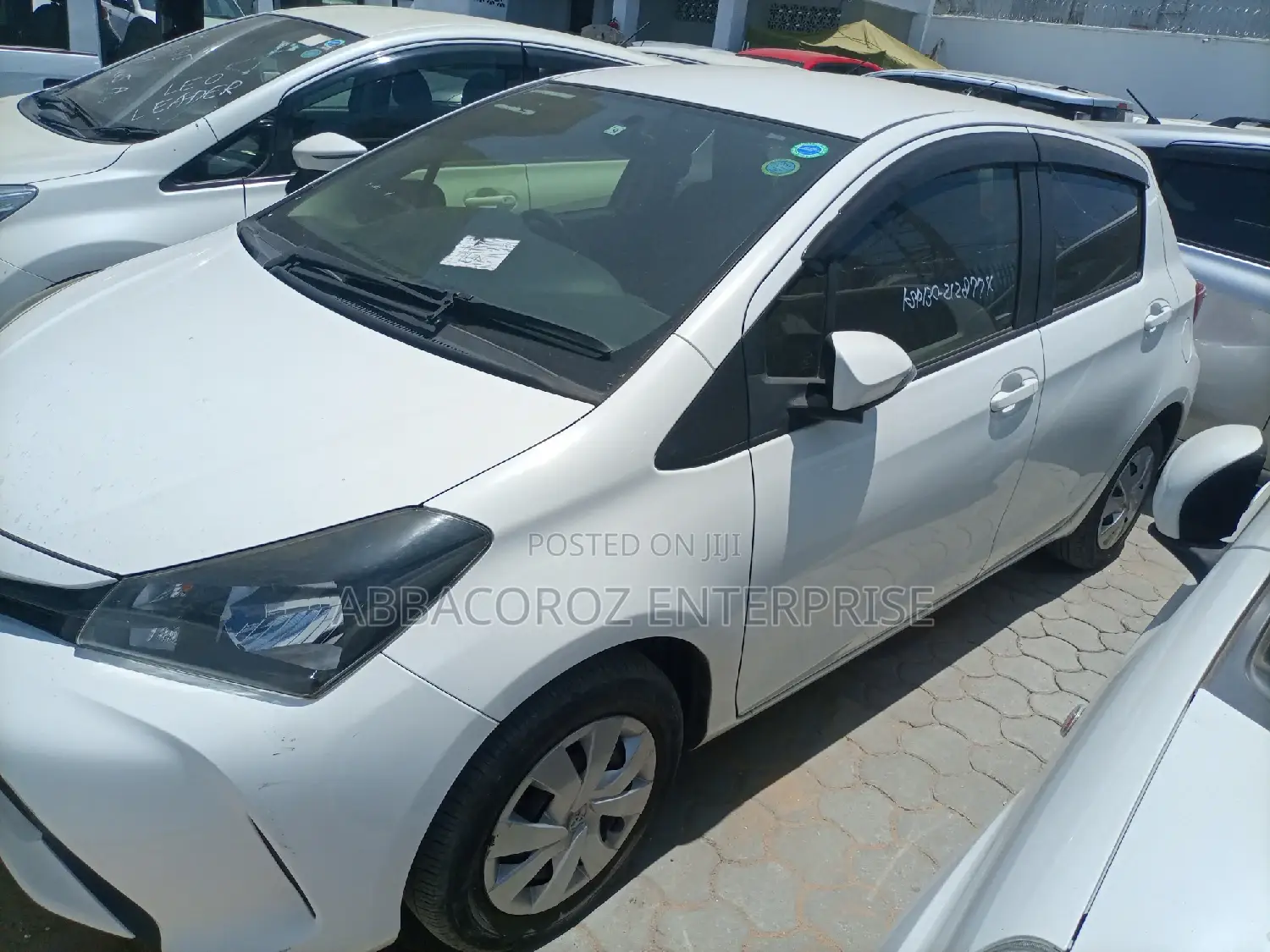 Toyota Vitz 2015 White