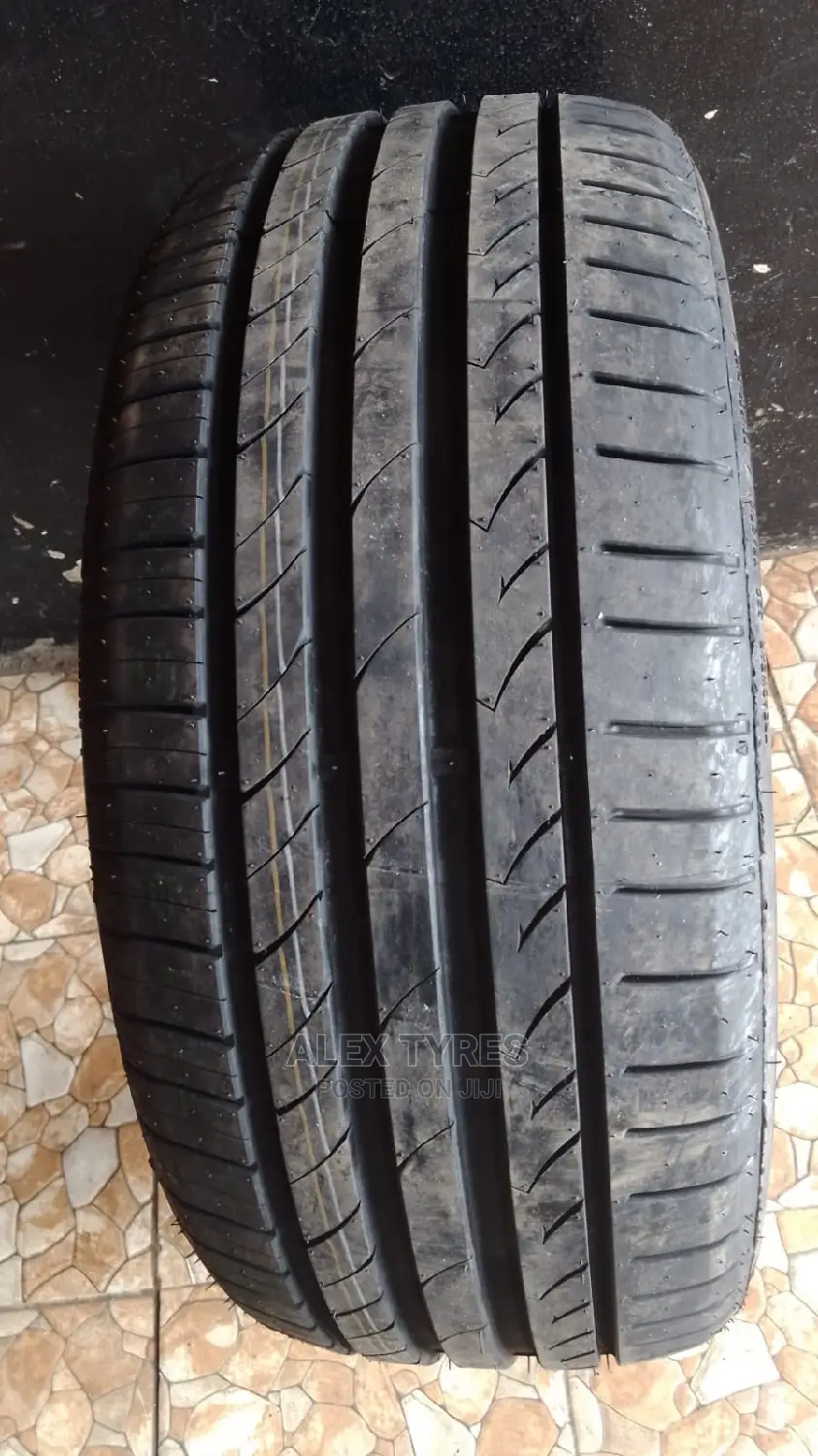 255/50r19 Tracmax Tyres Made in China