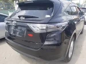 Toyota Harrier 2014 Green