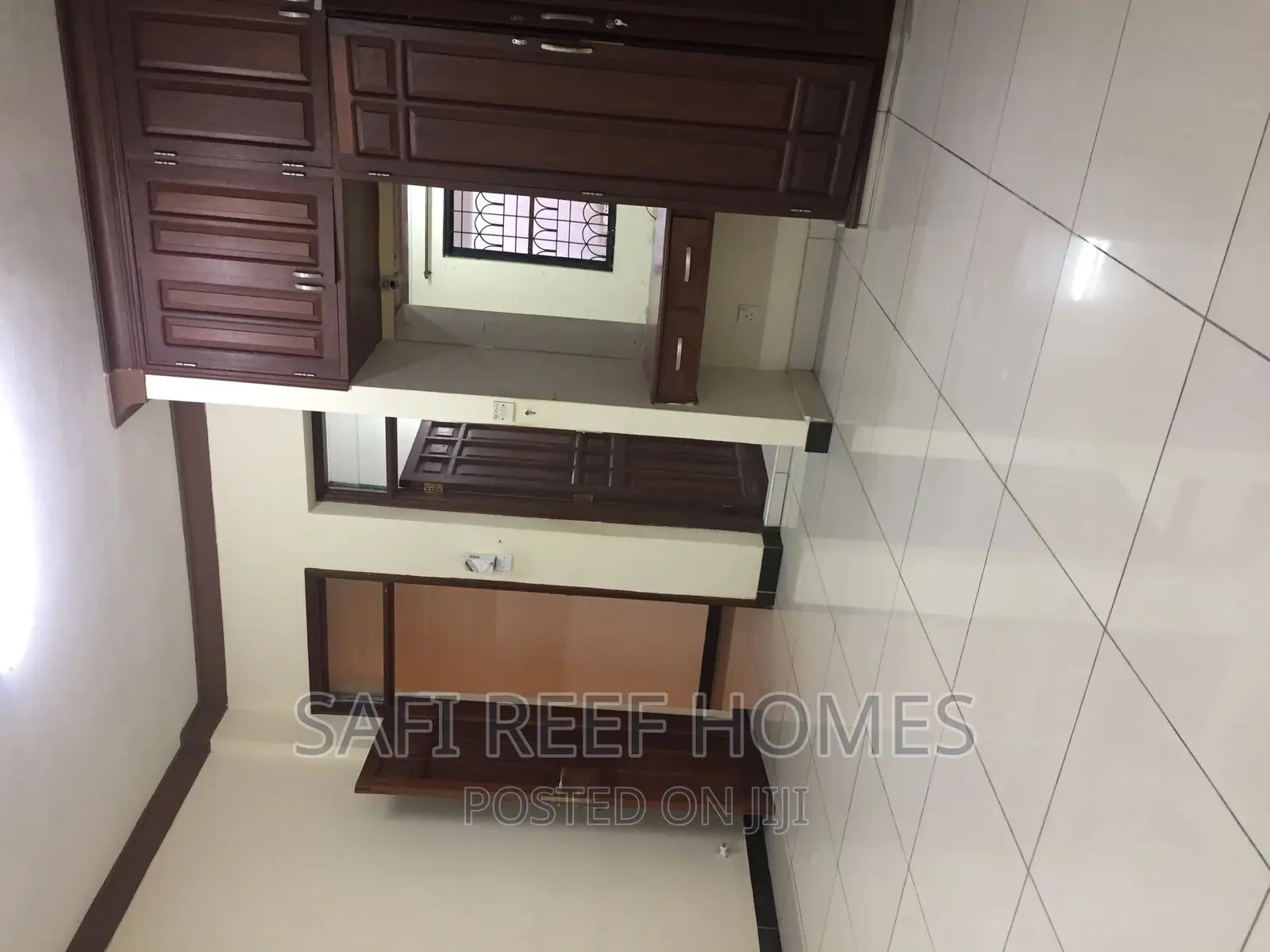 4bdrm Apartment in Kizingo for Rent