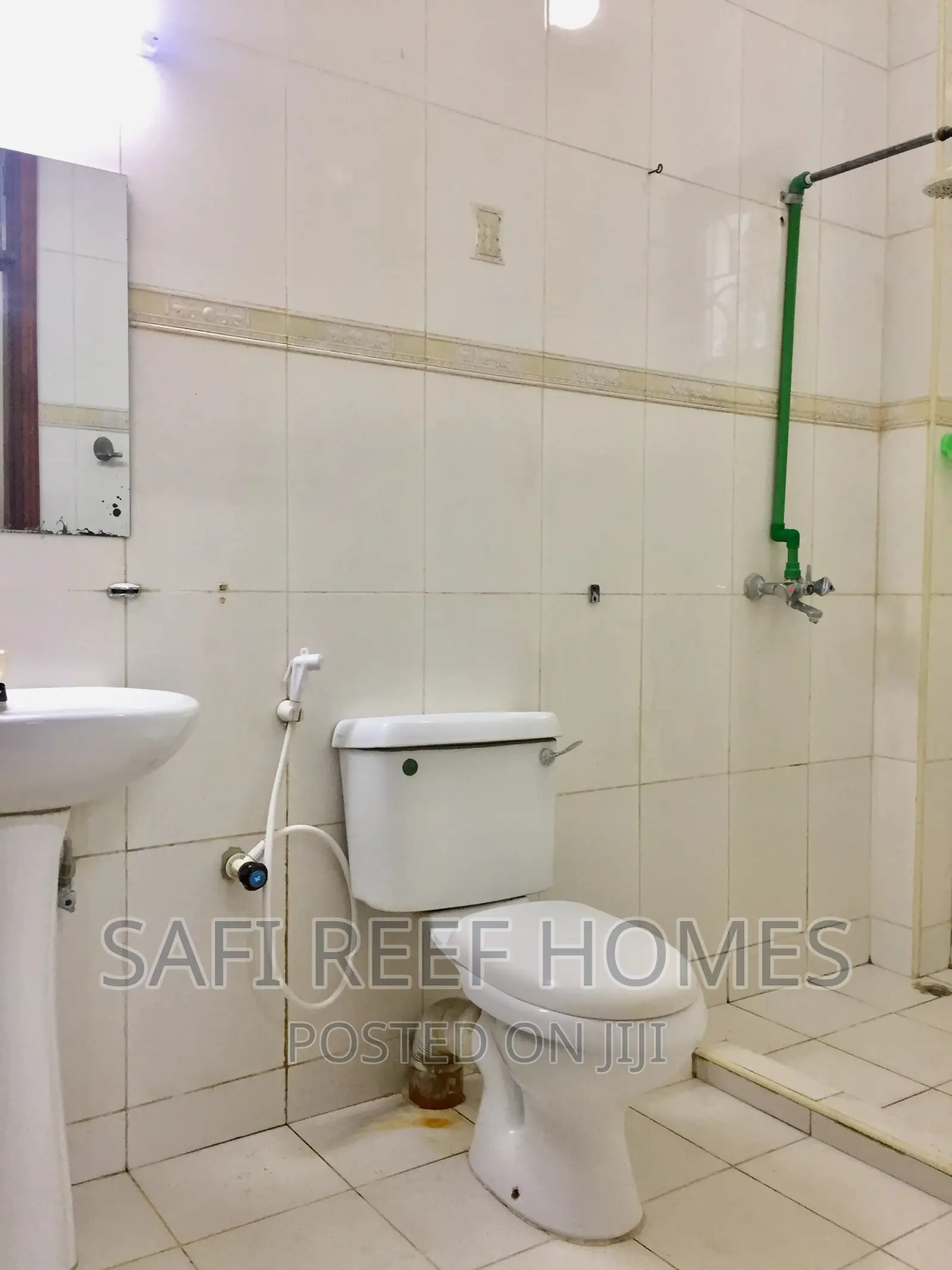 4bdrm Apartment in Kizingo for Rent