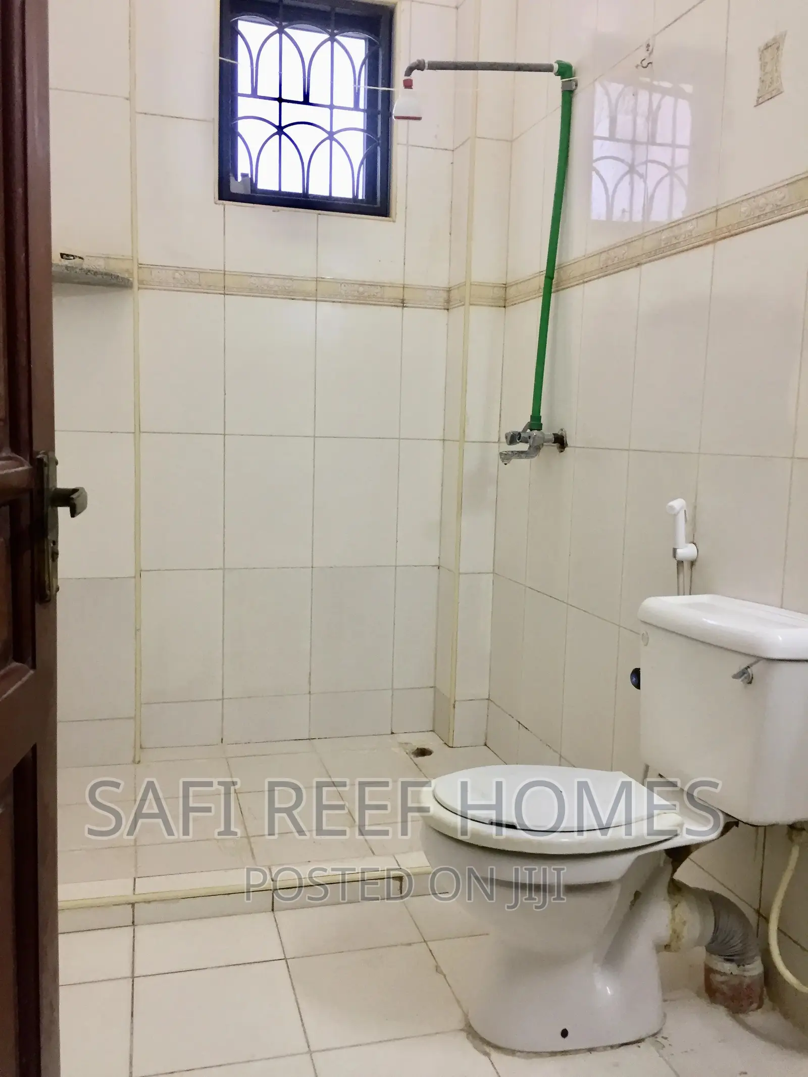4bdrm Apartment in Kizingo for Rent