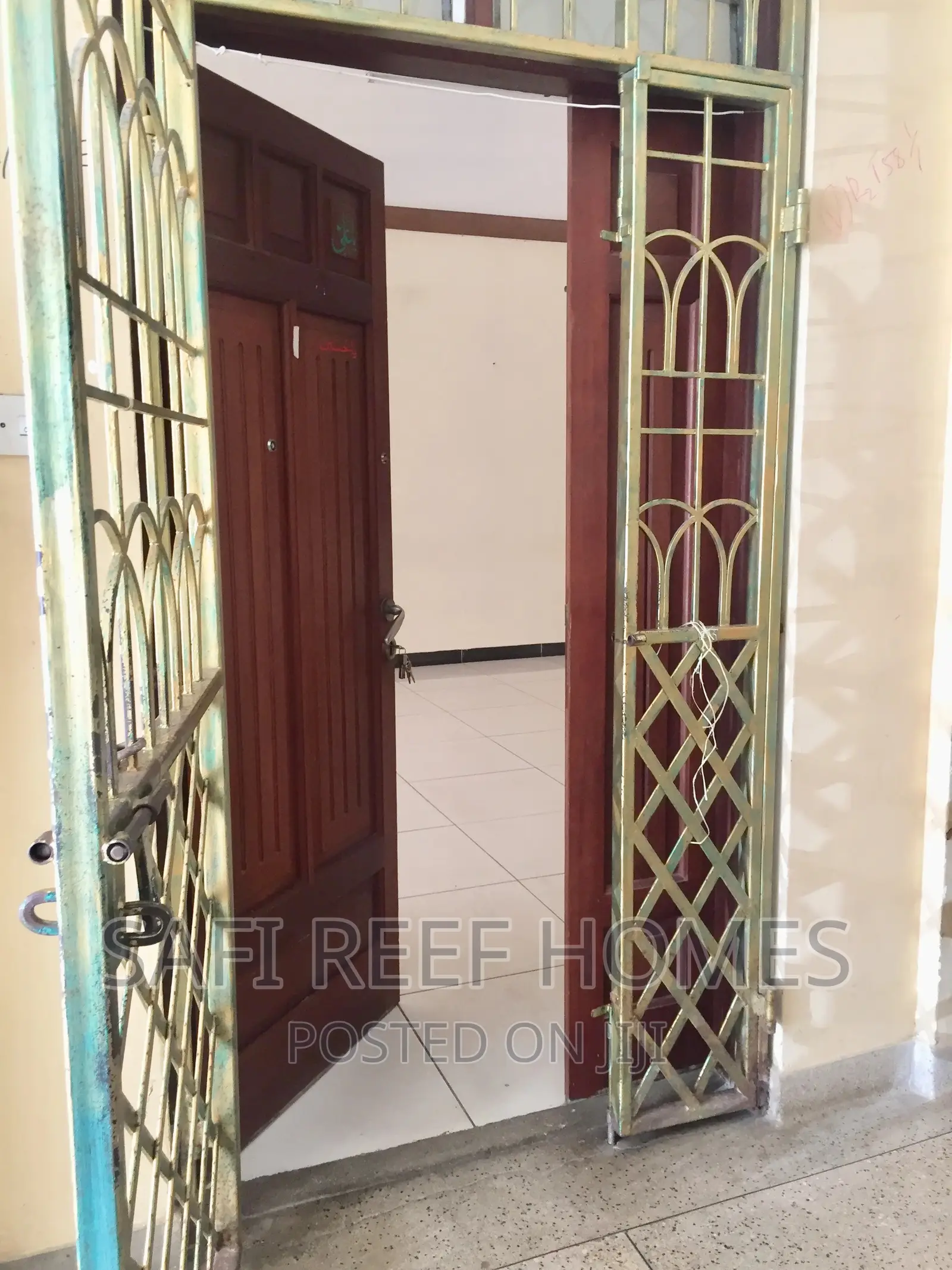 4bdrm Apartment in Kizingo for Rent