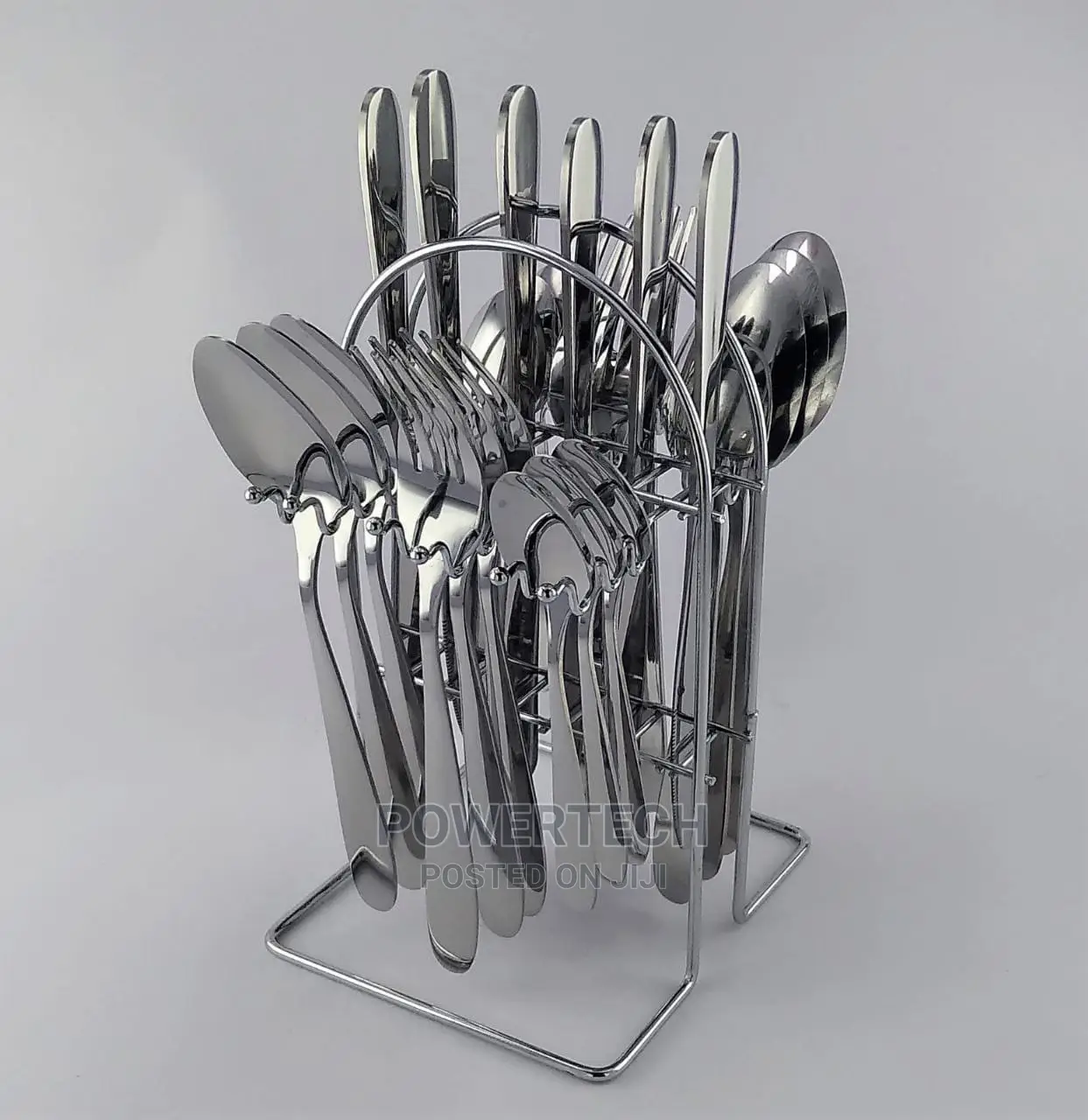 24 Pieces Cutlery Set