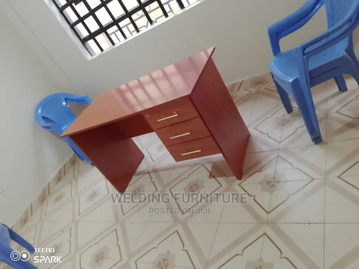 Office Desk