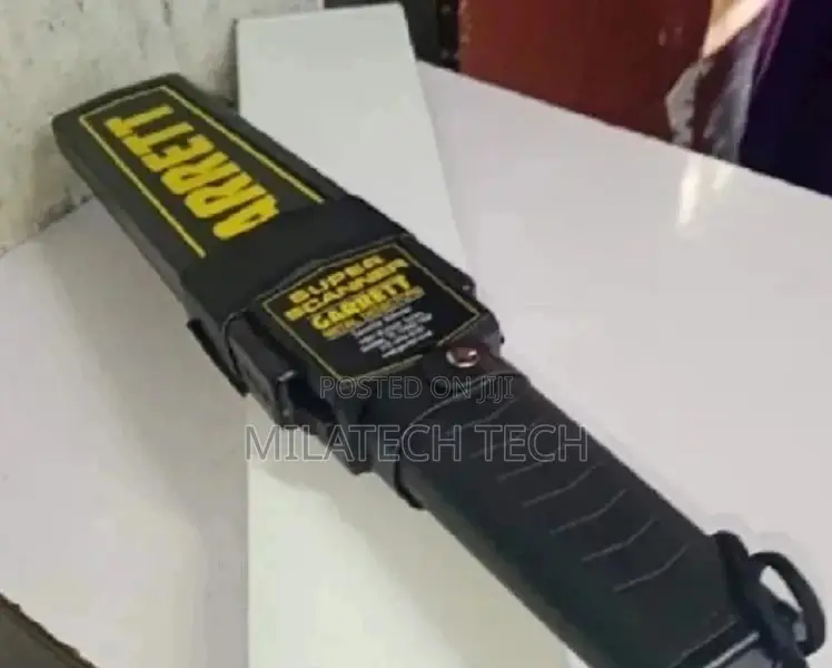 Garret Hand Held Scanner to Check Gold, Silver, Weapons
