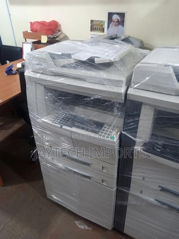 Heavy Kyocera Ecosys Km 2050 Printer - main view