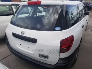 Nissan Advan 2014 White