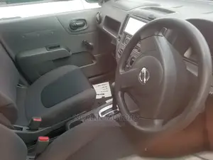 Nissan Advan 2014 White