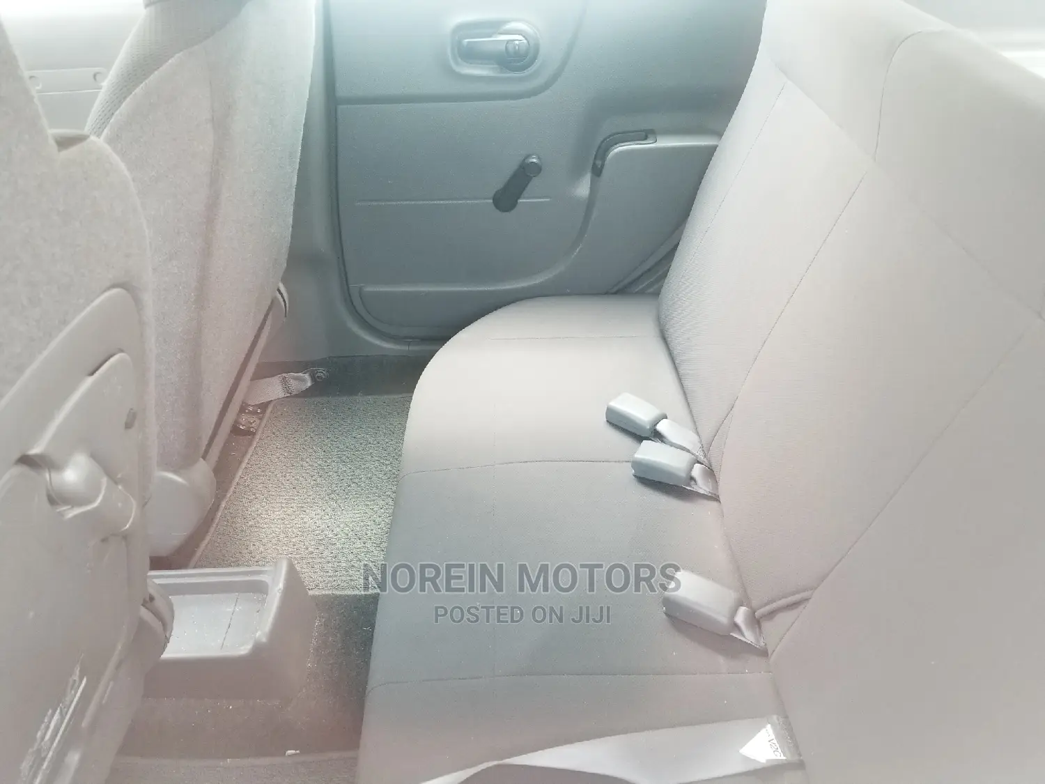 Nissan Advan 2014 White