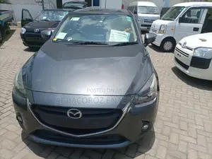 Mazda Demio 2015 Silver