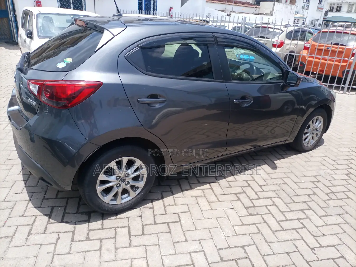 Mazda Demio 2015 Silver