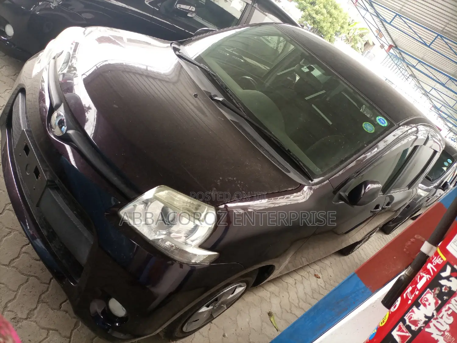 Toyota Sienta 2016 Purple